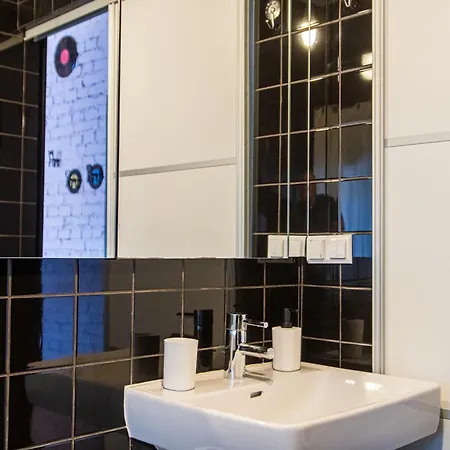 Flexible Selfcheckins 73 - Zagreb - New - Center Appartement Buitenkant foto