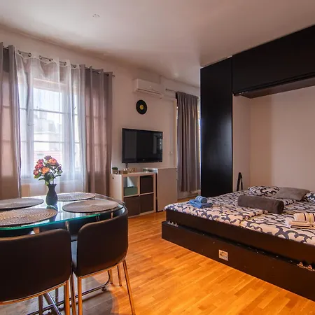 Flexible Selfcheckins 73 - Zagreb - New - Center Appartement Buitenkant foto